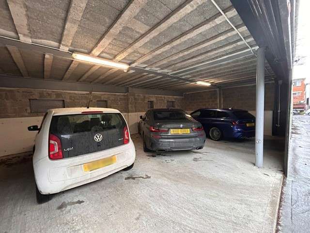 128A Eglantine Av, Belfast en venta - Foto del edificio - Imagen 1 de 5