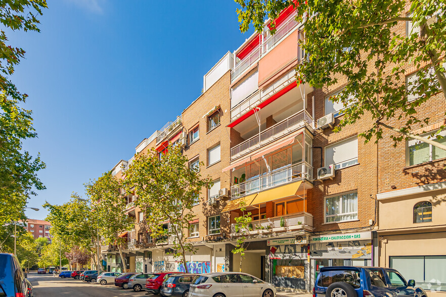 Avenida del Presidente Carmona, 10, Madrid, Madrid en venta - Foto del edificio - Imagen 1 de 1