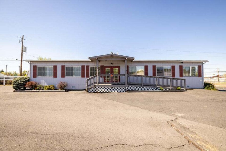 3350 S 6th St, Klamath Falls, OR en venta - Foto del edificio - Imagen 3 de 14