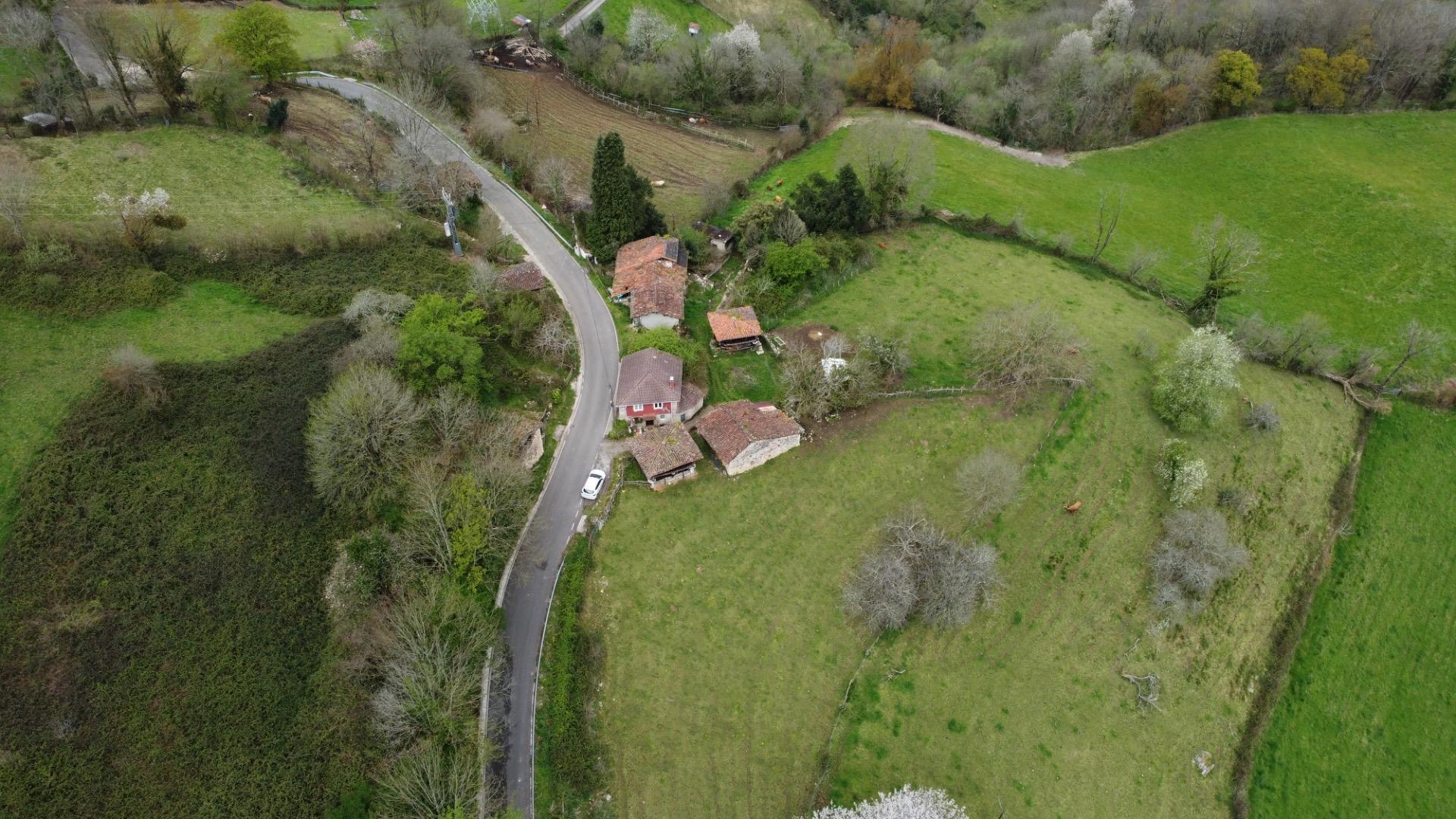 la Llorera, Morcín, Asturias en venta Vista aérea- Imagen 1 de 37