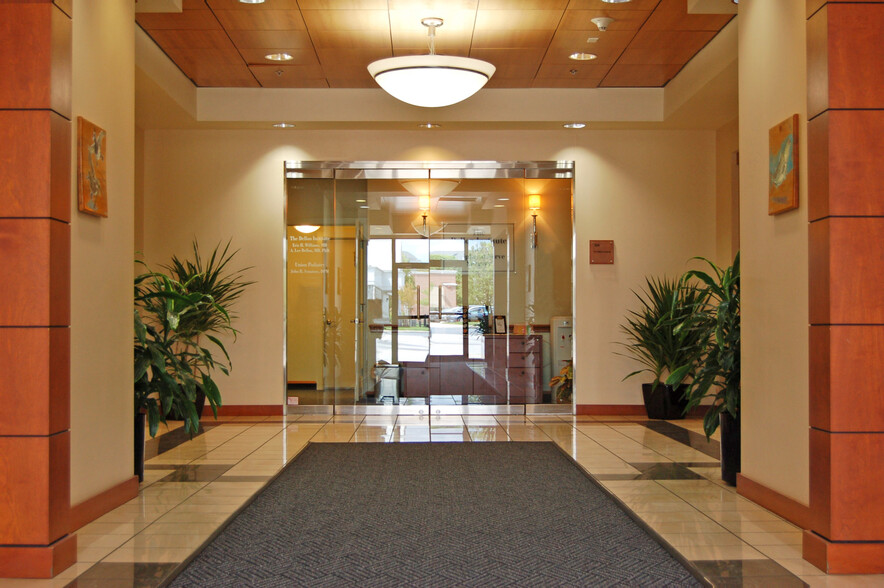 8601 Lasalle Rd, Towson, MD en alquiler - Lobby - Imagen 3 de 14