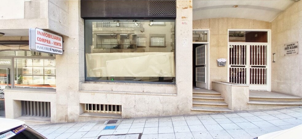 Rúa Luis Vidal Rocha, 3, Sanxenxo, Pontevedra en venta - Foto del edificio - Imagen 2 de 19