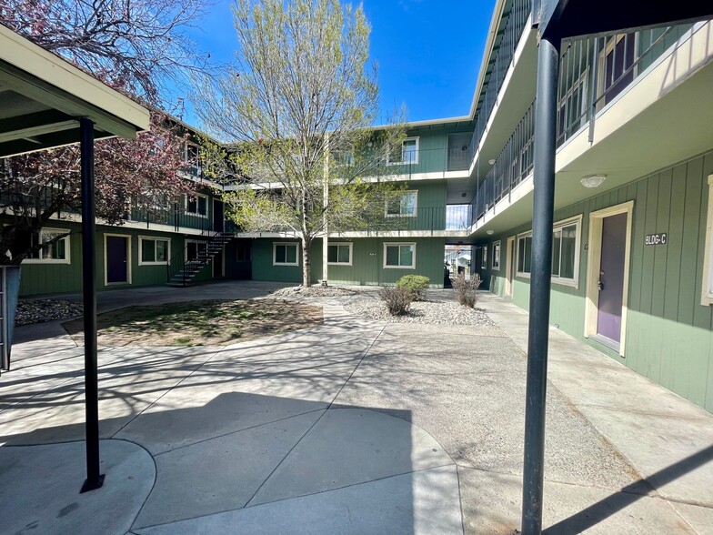 1800 Prater Way, Sparks, NV en venta - Foto del edificio - Imagen 1 de 7