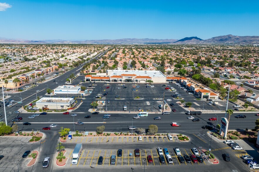 8150 S Eastern Ave, Henderson, NV en alquiler - Vista aérea - Imagen 3 de 4