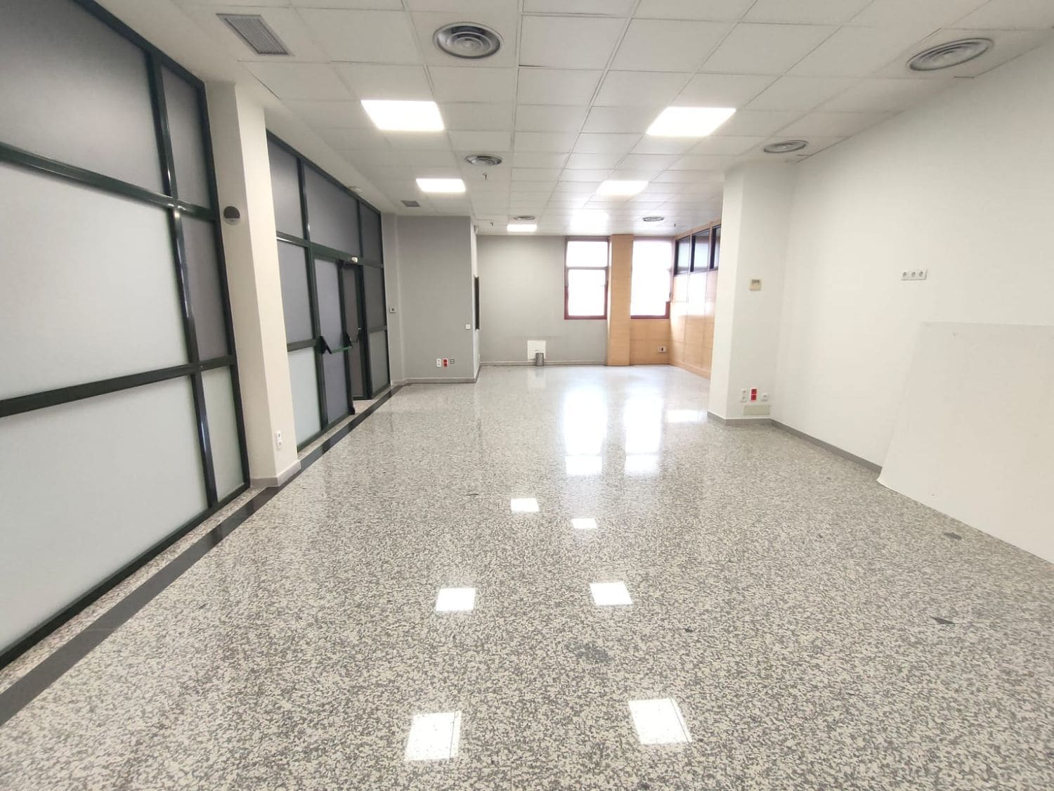 Local en Rivas-Vaciamadrid, Madrid en alquiler Foto del interior- Imagen 1 de 10