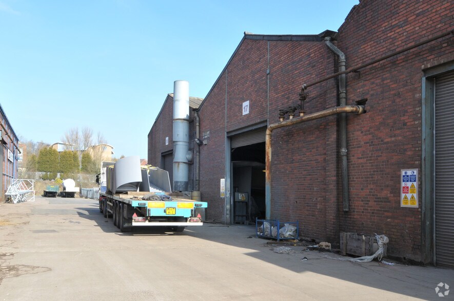 Deepdale Ln, Dudley en venta - Foto del edificio - Imagen 3 de 3