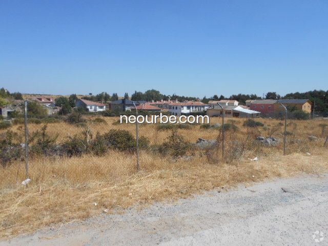 Terrenos en Herradón de Pinares, Ávila en venta - Foto principal - Imagen 1 de 18