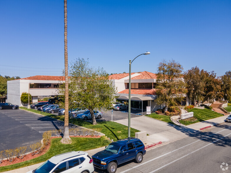 23945 Calabasas Rd, Calabasas, CA en alquiler - Foto del edificio - Imagen 2 de 8