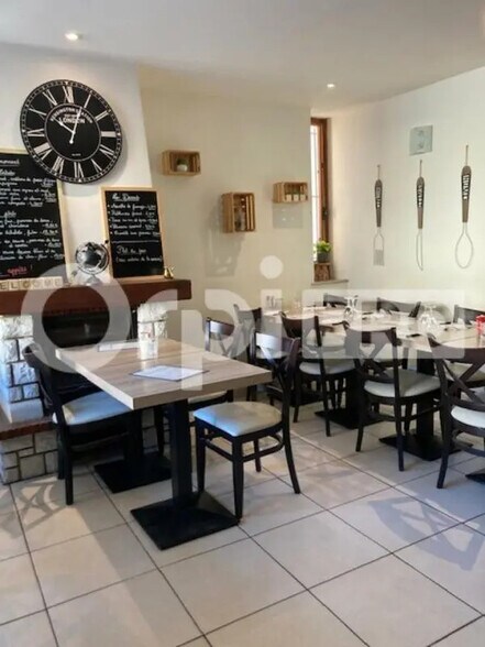 Local en Nibelle en venta - Foto del edificio - Imagen 3 de 8