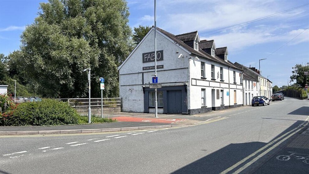 34-38 Cartlett, Haverfordwest en venta - Foto del edificio - Imagen 3 de 30