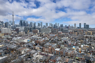 761 Queen St W, Toronto, ON - VISTA AÉREA  vista de mapa