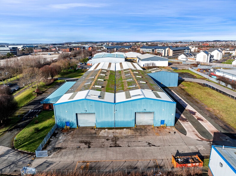 24 South Gyle Cres, Edinburgh en alquiler - Foto del edificio - Imagen 3 de 6