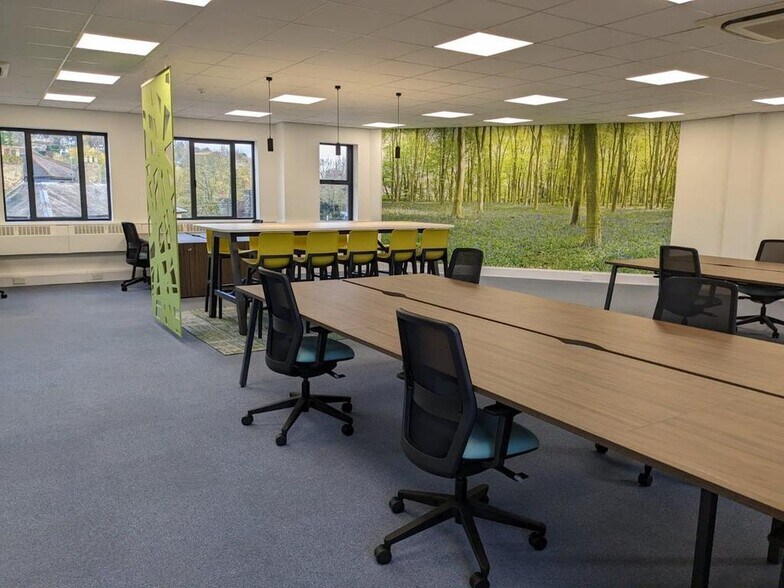 1 Portsmouth Rd, Guildford en alquiler - Foto del edificio - Imagen 2 de 4