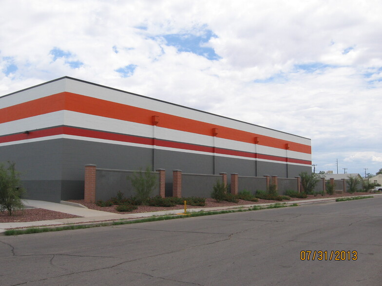 675 W Irvington Rd, Tucson, AZ en alquiler - Foto del edificio - Imagen 3 de 4