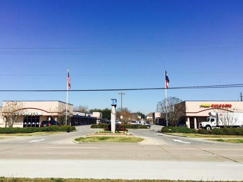 6719 Fairmont Pky, Pasadena, TX en alquiler - Foto del edificio - Imagen 2 de 6