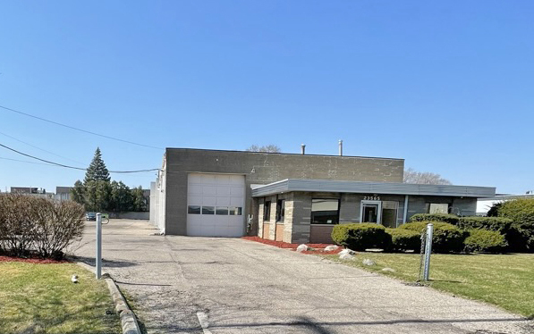 23565 Schoenherr Rd, Warren, MI en venta - Foto del edificio - Imagen 2 de 9