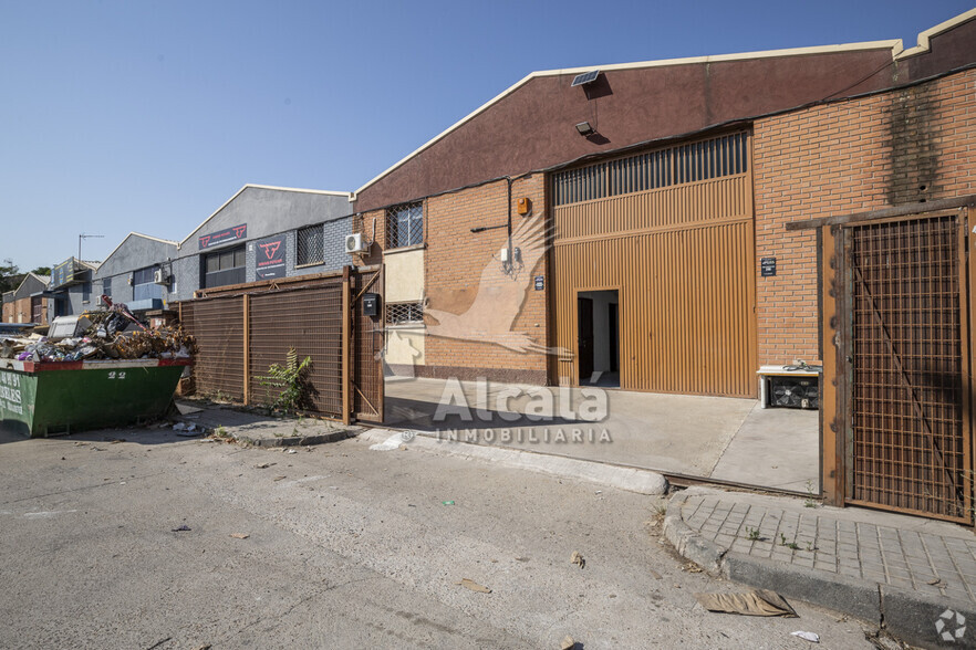 Naves en Alcalá De Henares, MAD en alquiler - Foto del edificio - Imagen 1 de 24