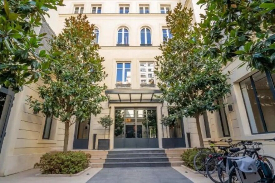 54 Rue De Monceau, Paris en alquiler - Foto del edificio - Imagen 2 de 20