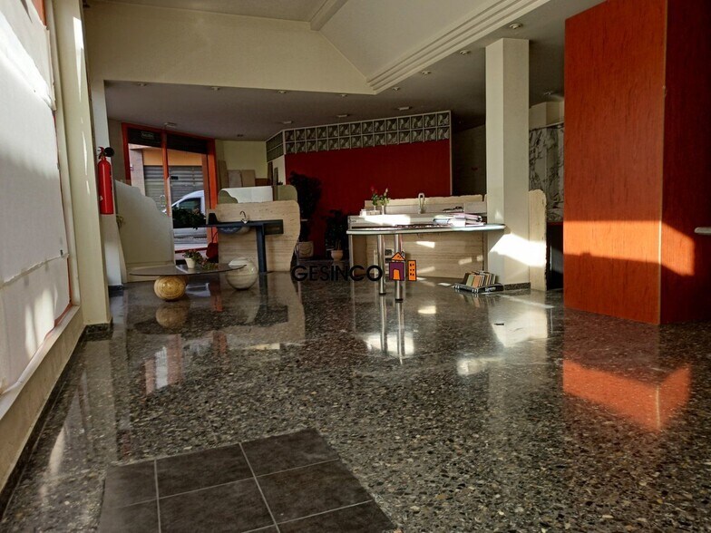 Local en Ontinyent en venta - Foto del edificio - Imagen 2 de 12