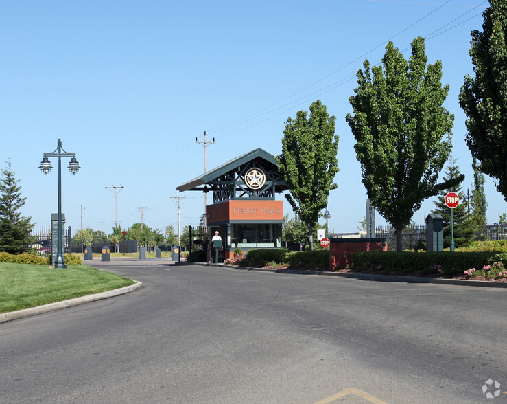 15 Business Park Way, Sacramento, CA en alquiler - Foto del edificio - Imagen 3 de 11