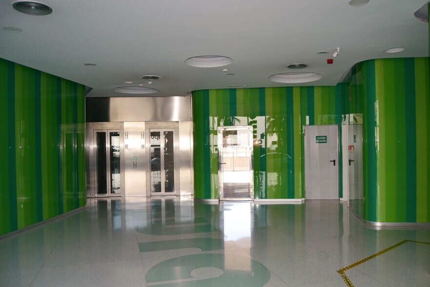 Oficina en Murcia en alquiler - Vestíbulo - Imagen 3 de 38