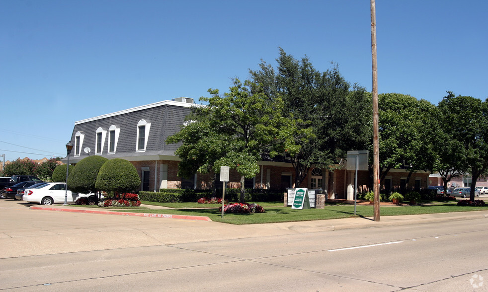 1615 W Abram St, Arlington, TX en alquiler - Foto del edificio - Imagen 2 de 7