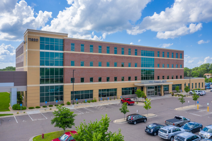 11850 Blackfoot St NW, Coon Rapids, MN en alquiler - Foto del edificio - Imagen 1 de 8