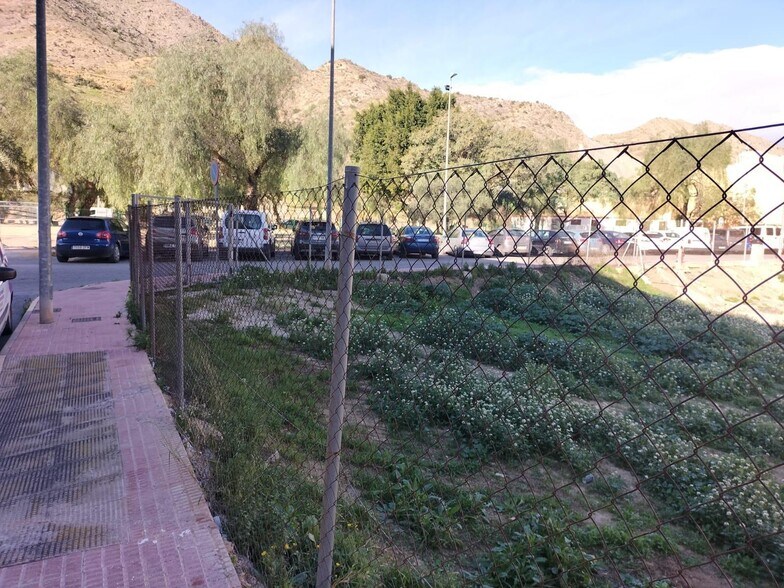 Adolfo Cardona Pascual Esquina a, Callosa de Segura, Alicante en venta - Foto del edificio - Imagen 3 de 4