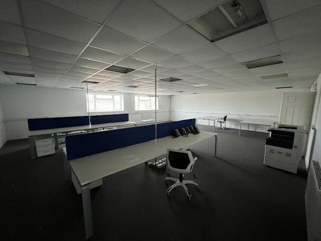 Unit 21, Enstone Business Park, Chipping Norton,, Enstone en alquiler - Foto del edificio - Imagen 3 de 6