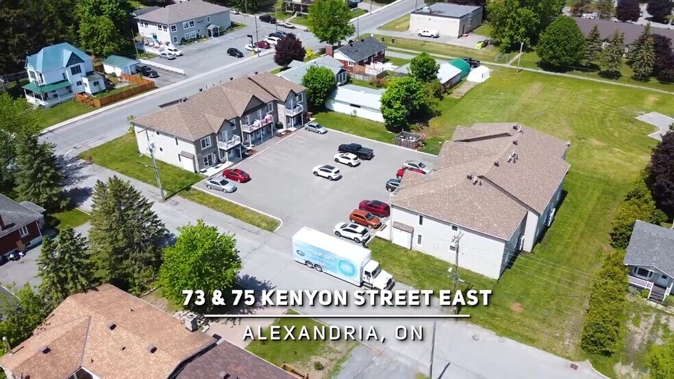 73 & 75 Kenyon St Multifamily cartera de 2 inmuebles en venta en LoopNet.es - Vídeo de anuncio comercial - Imagen 2 de 4