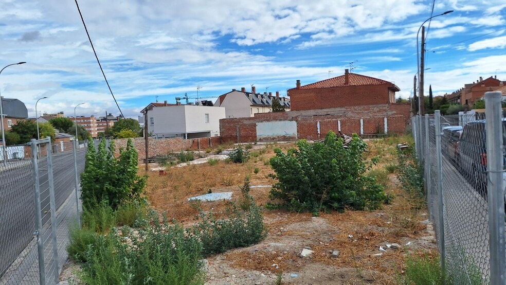 Calle del Tornado, 12, Madrid, Madrid en venta - Plano de la planta - Imagen 2 de 5