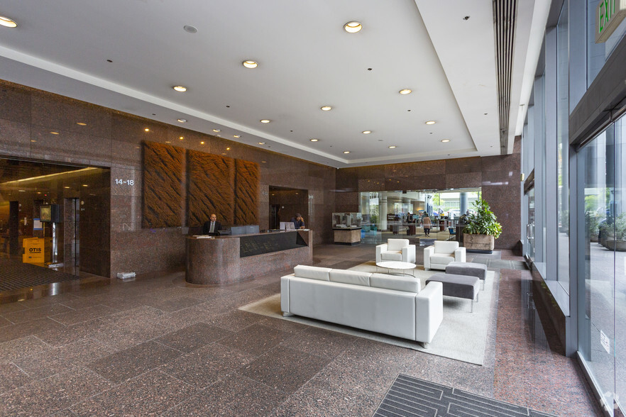 3530 Wilshire Blvd, Los Angeles, CA en alquiler - Lobby - Imagen 3 de 9