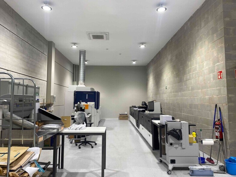 Nave en Getafe, Madrid en alquiler - Foto del edificio - Imagen 2 de 6