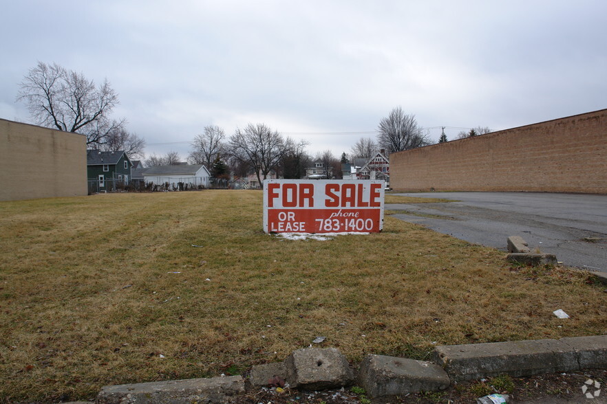 E Michigan Ave Properties cartera de 2 inmuebles en venta en LoopNet.es - Foto principal - Imagen 2 de 2