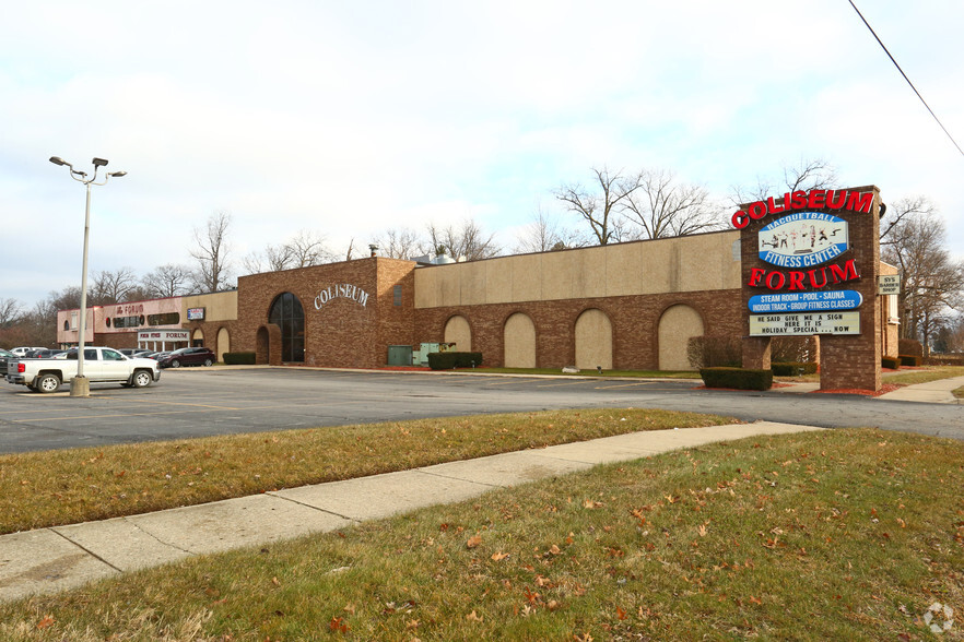 34250 Ford Rd, Westland, MI en venta - Foto del edificio - Imagen 1 de 10