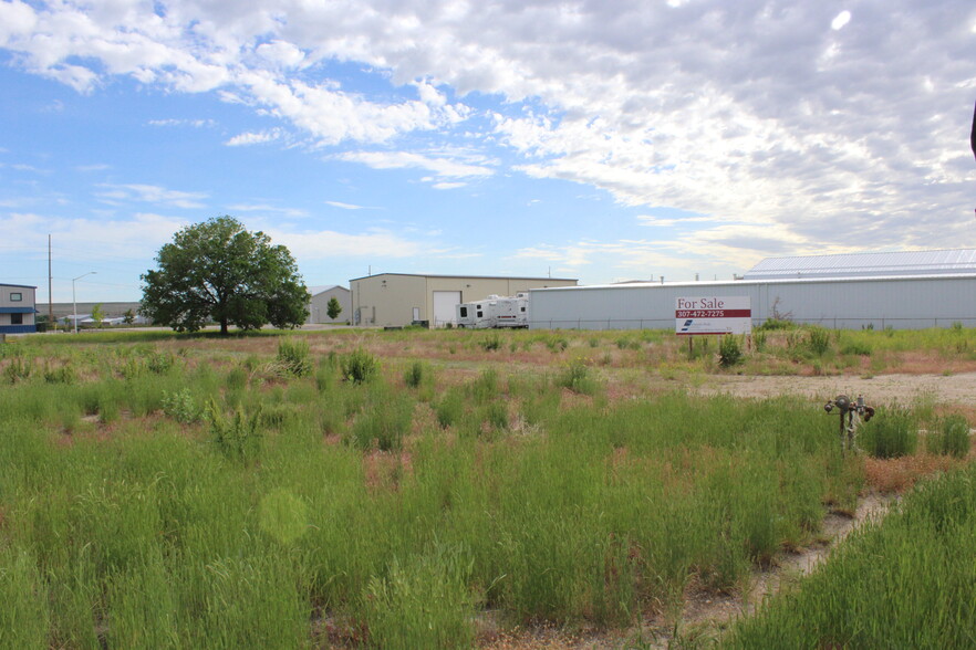 3400 E Yellowstone Hwy, Casper, WY en venta - Foto del edificio - Imagen 2 de 4