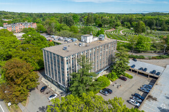 1330 Boylston St, Chestnut Hill, MA - vista aérea  vista de mapa