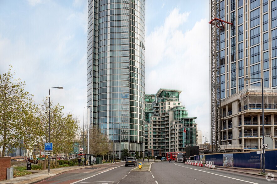 St. George Wharf, London en venta - Foto del edificio - Imagen 2 de 8