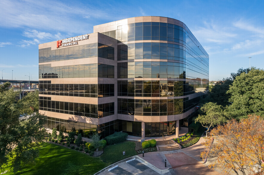 1300 S University Dr, Fort Worth, TX en alquiler - Foto del edificio - Imagen 1 de 5