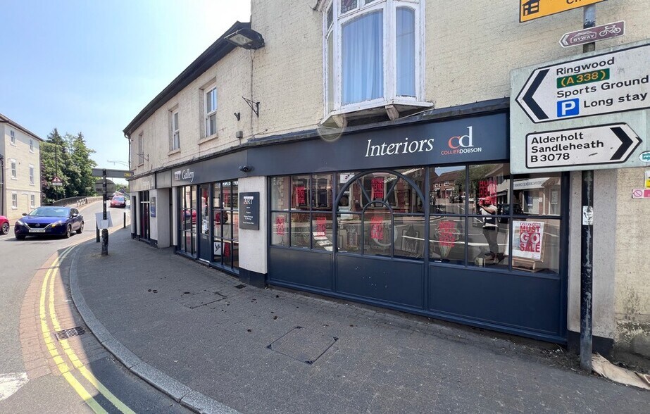 2-6 Bridge St, Fordingbridge en alquiler - Foto del edificio - Imagen 3 de 3