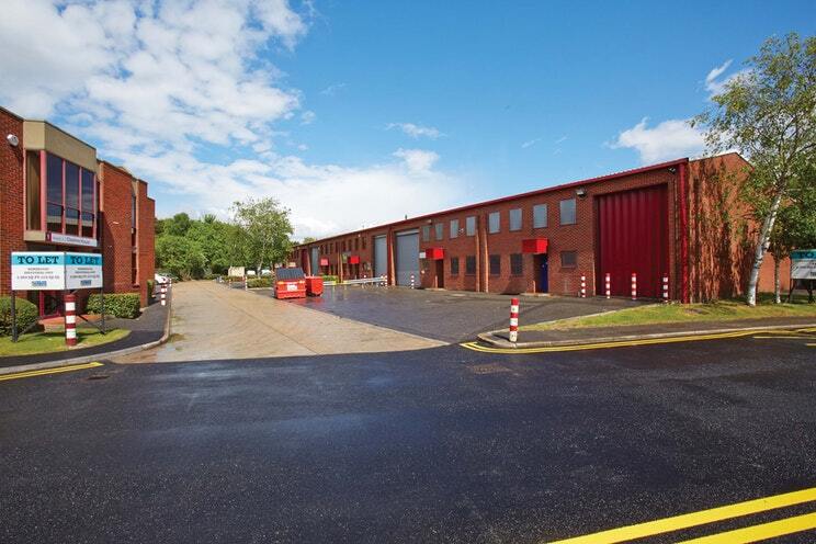 Albany Park, Camberley en alquiler - Foto principal - Imagen 1 de 7