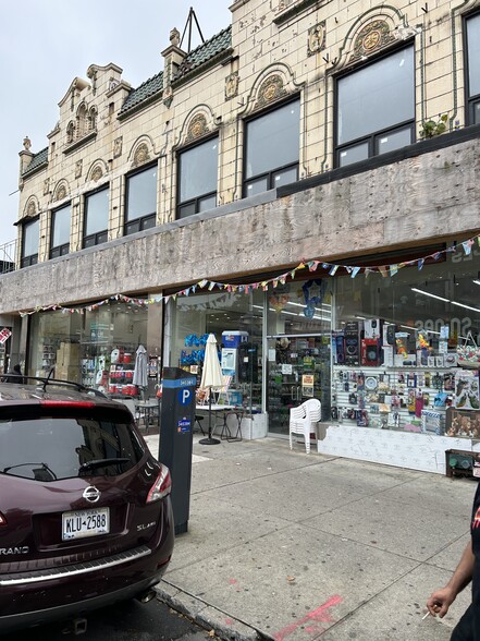 1586 Pitkin Ave, Brooklyn, NY en alquiler - Foto del edificio - Imagen 2 de 12