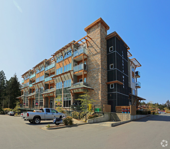 611 Brookside Rd, Colwood, BC en venta - Foto del edificio - Imagen 2 de 8