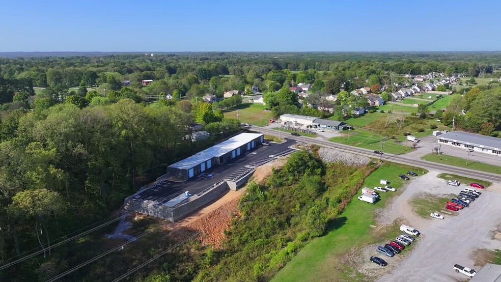 1820 Highway 31 W, White House, TN en alquiler - Vídeo de anuncio comercial - Imagen 2 de 8