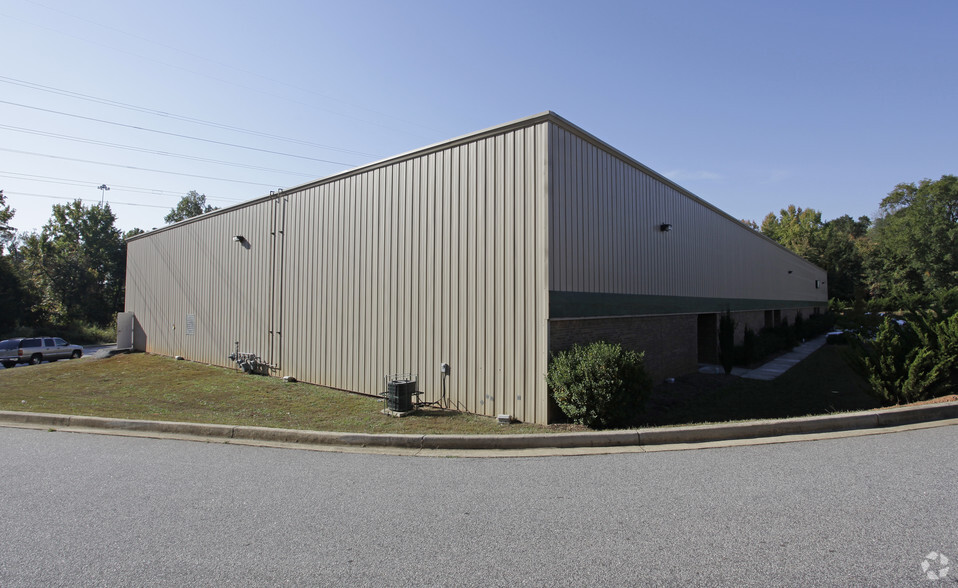 104 N Kings Ct, Greenville, SC en alquiler - Foto principal - Imagen 1 de 6