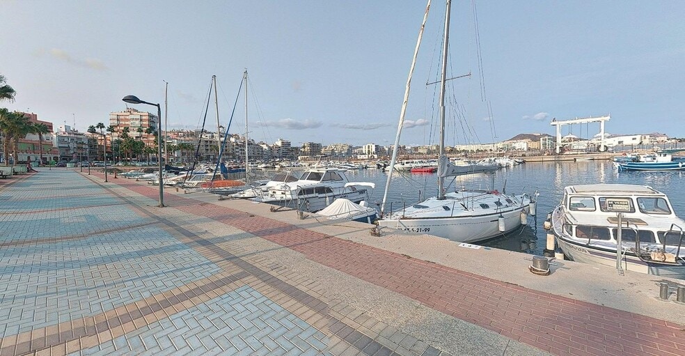 Terreno en Águilas, Murcia en alquiler - Foto del edificio - Imagen 2 de 8