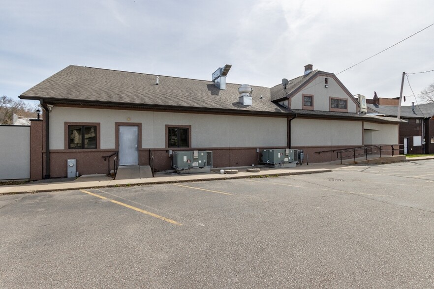 740 Washington St, Wausau, WI en venta - Foto del edificio - Imagen 1 de 53