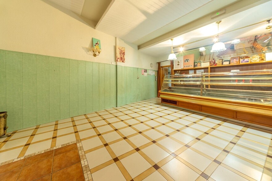 Local en Novelda en venta - Foto del edificio - Imagen 3 de 26