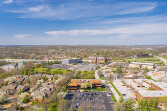 1585 Woodlake Dr, Town And Country, MO - VISTA AÉREA  vista de mapa