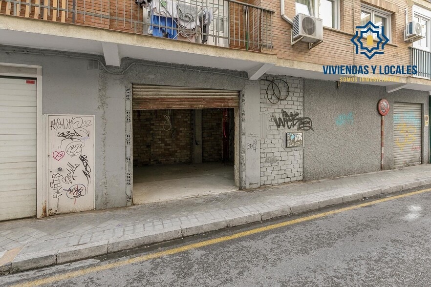 Calle Tierra del Fuego, 1-1, Granada, Granada en venta - Foto del edificio - Imagen 1 de 7